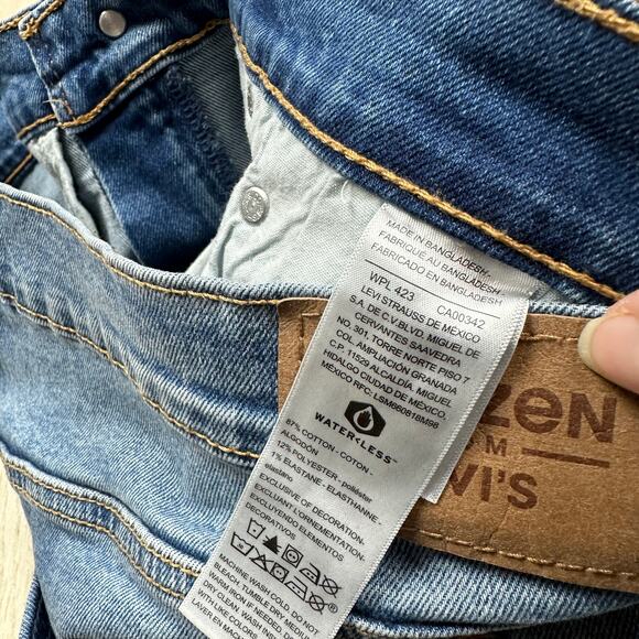 Denizen from Levi's Distressed High Rise Blue Denim Casual Jean Shorts 36 - Picture 10 of 15